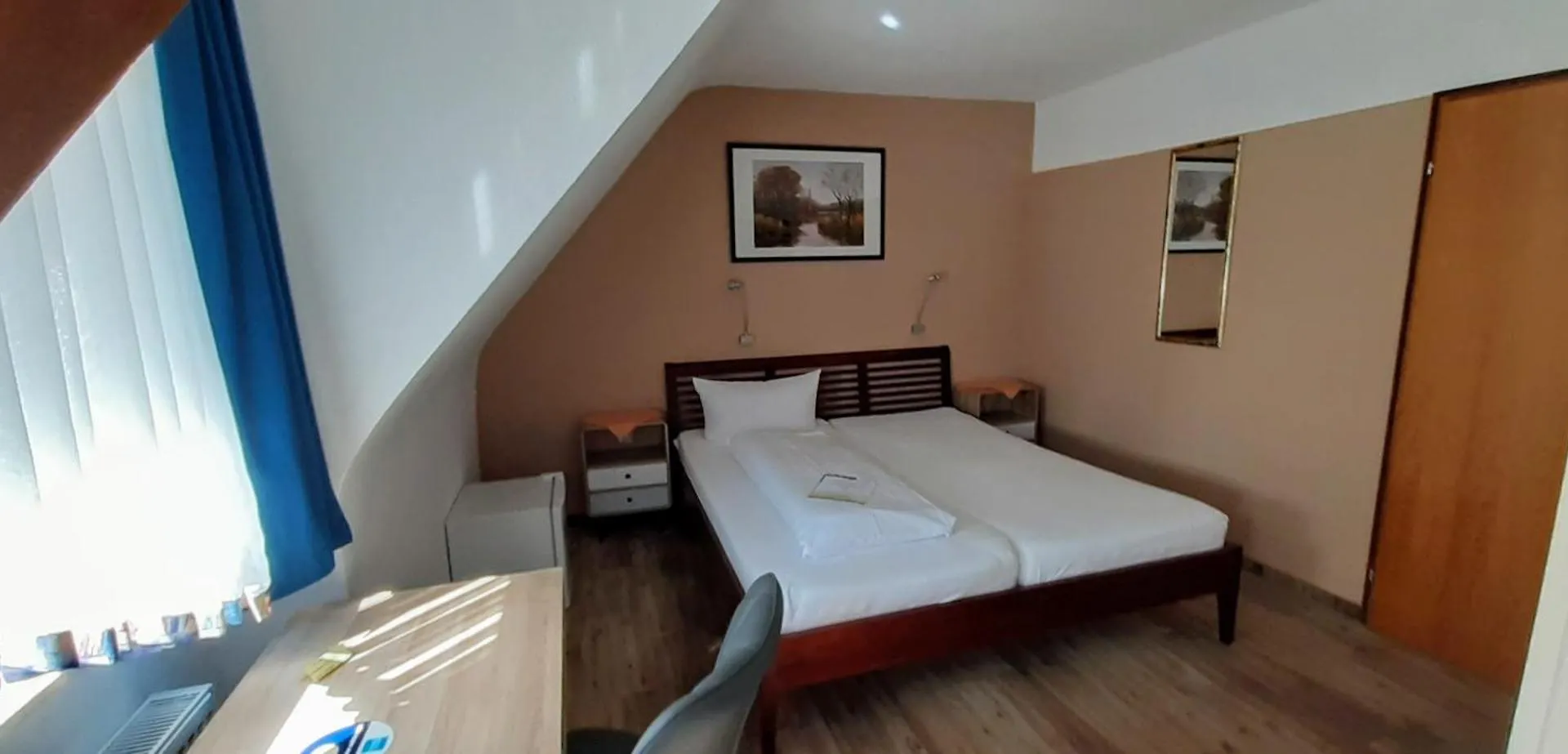 *** Inn Hotel-Gasthof Tor Zum Steigerwald Gerolzhofen Germany