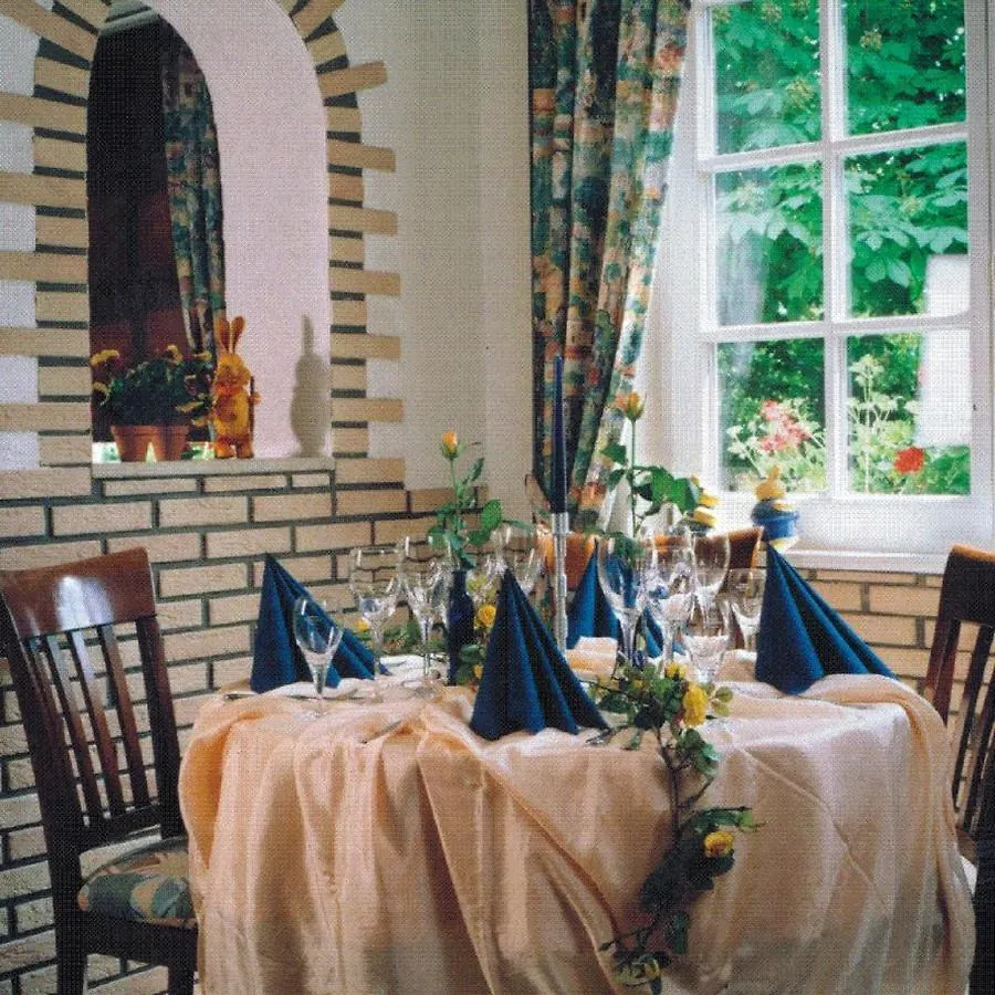Hotel-Gasthof Tor Zum Steigerwald Gerolzhofen Inn
